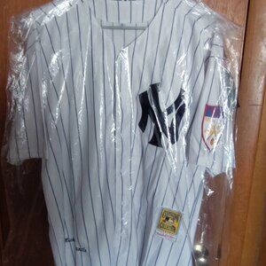 Mickey mantle jersey old classic 1951new never been use XL 100% polyester